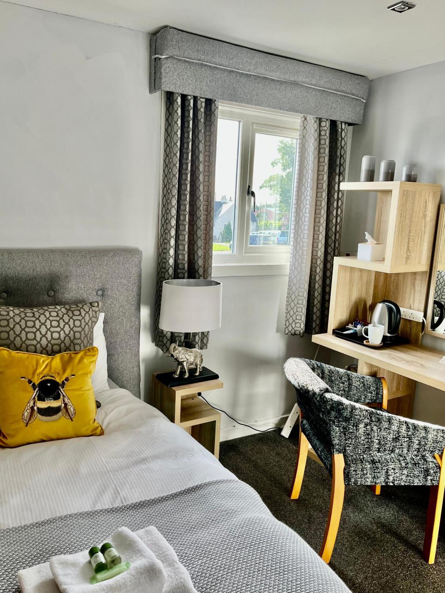 Scottish Equi B&B Lanark Extérieur photo