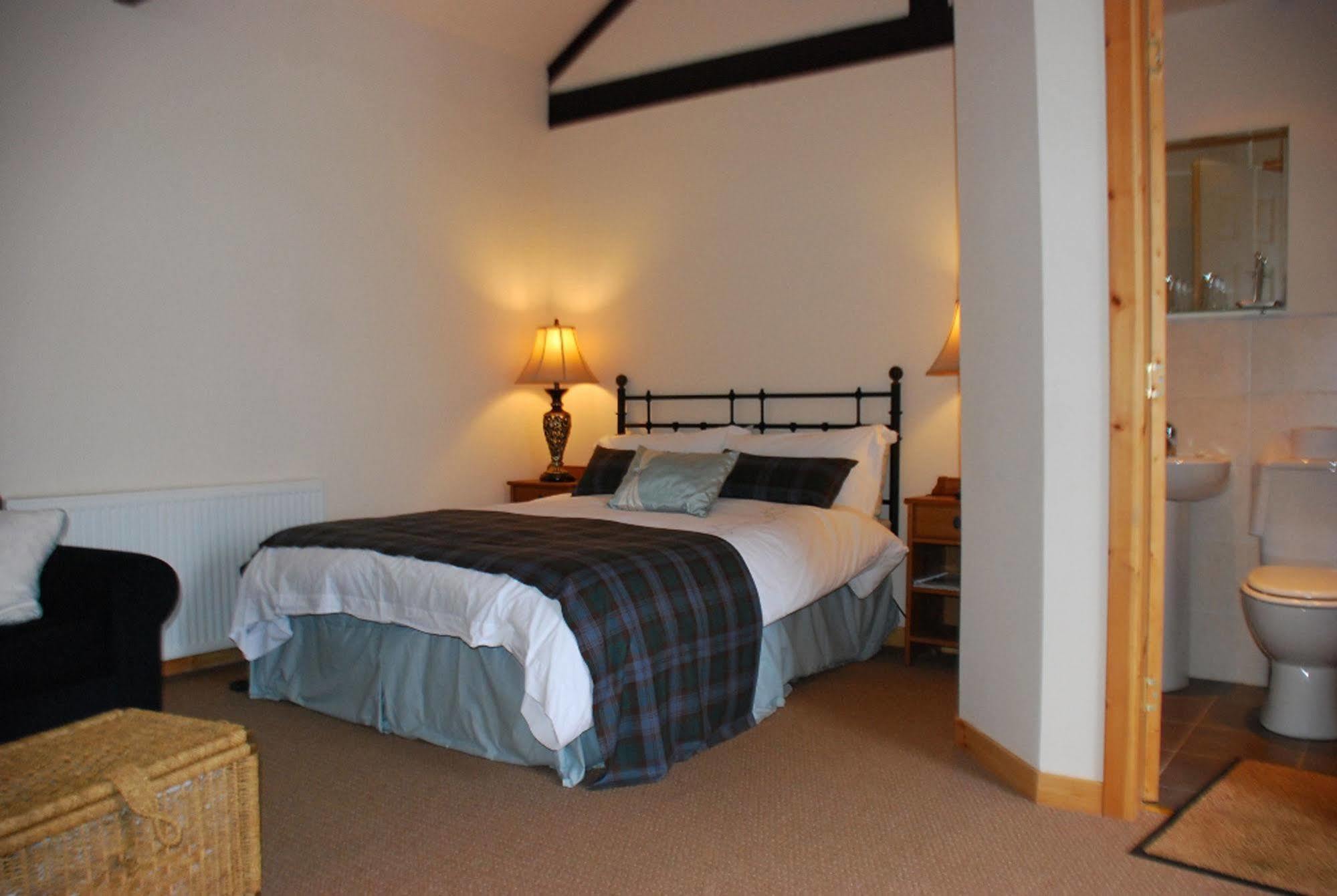 Scottish Equi B&B Lanark Extérieur photo