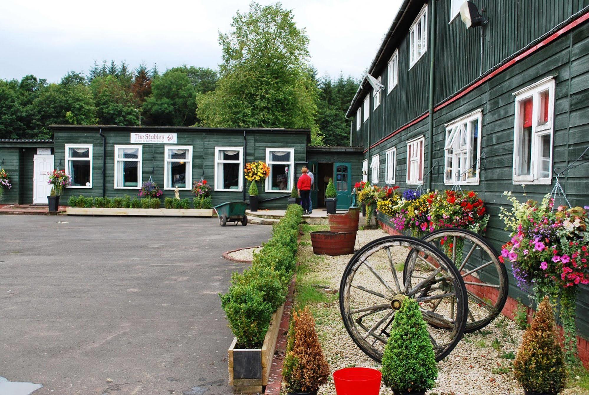 Scottish Equi B&B Lanark Extérieur photo